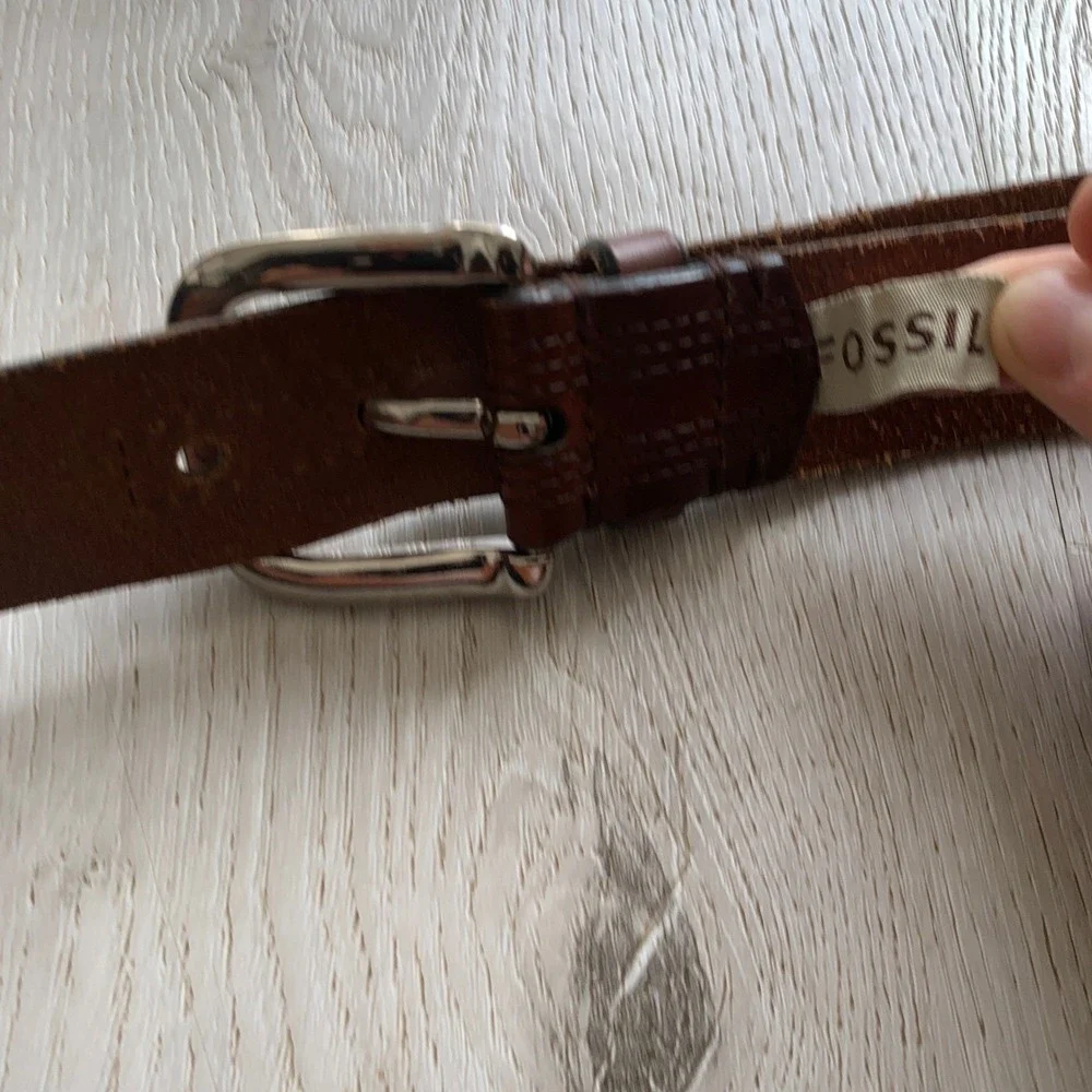 FOSSIL Men's Brown‎ Genuine Leather Belt, Classic Buckle, Casual/Dress, Size 38